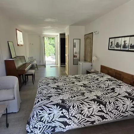 Nocleg ze śniadaniem Hacienda Terrasse Parking Boite A Cles